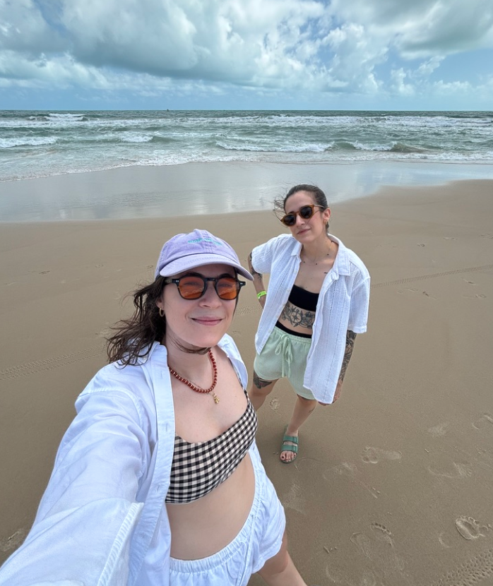 garden full of hedges and flowers