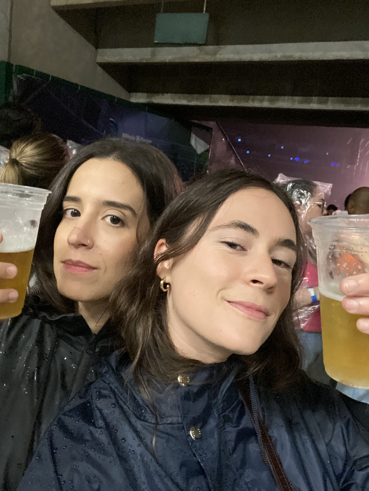 green garden with ponds and fountains
